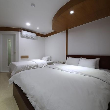 Abata Business Hotel โกยาง ภายนอก รูปภาพ