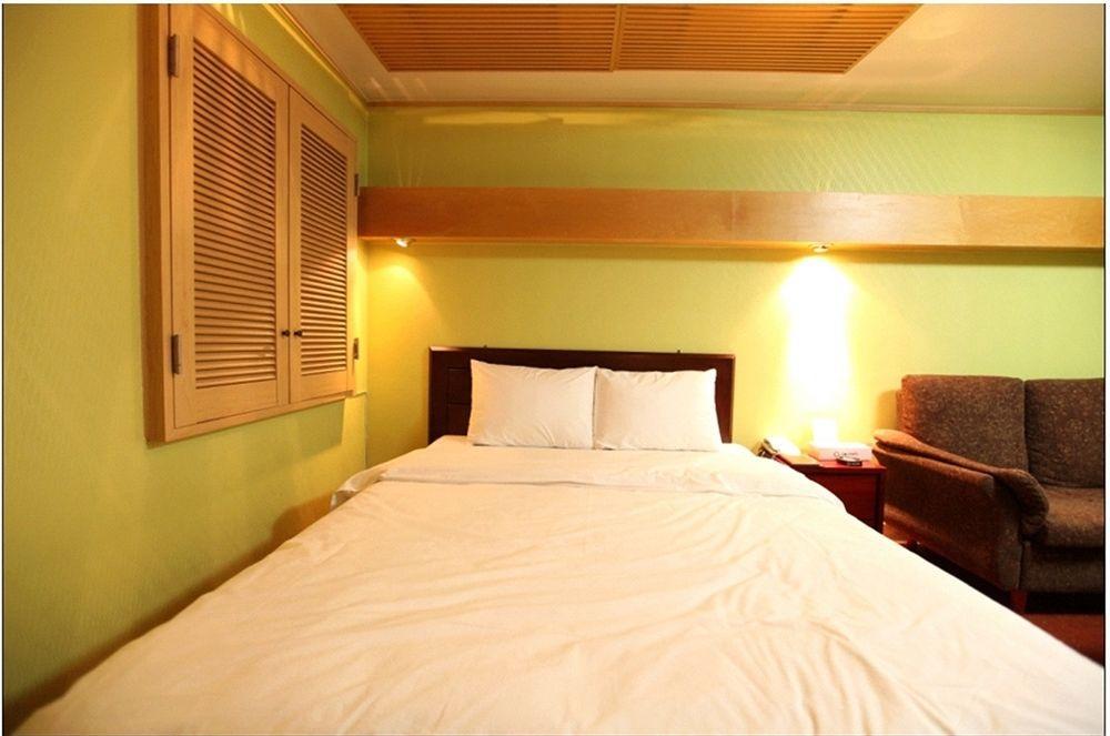 Abata Business Hotel โกยาง ภายนอก รูปภาพ
