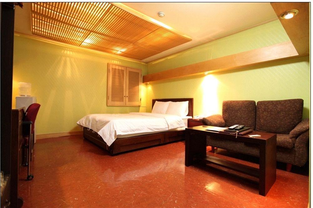 Abata Business Hotel โกยาง ภายนอก รูปภาพ