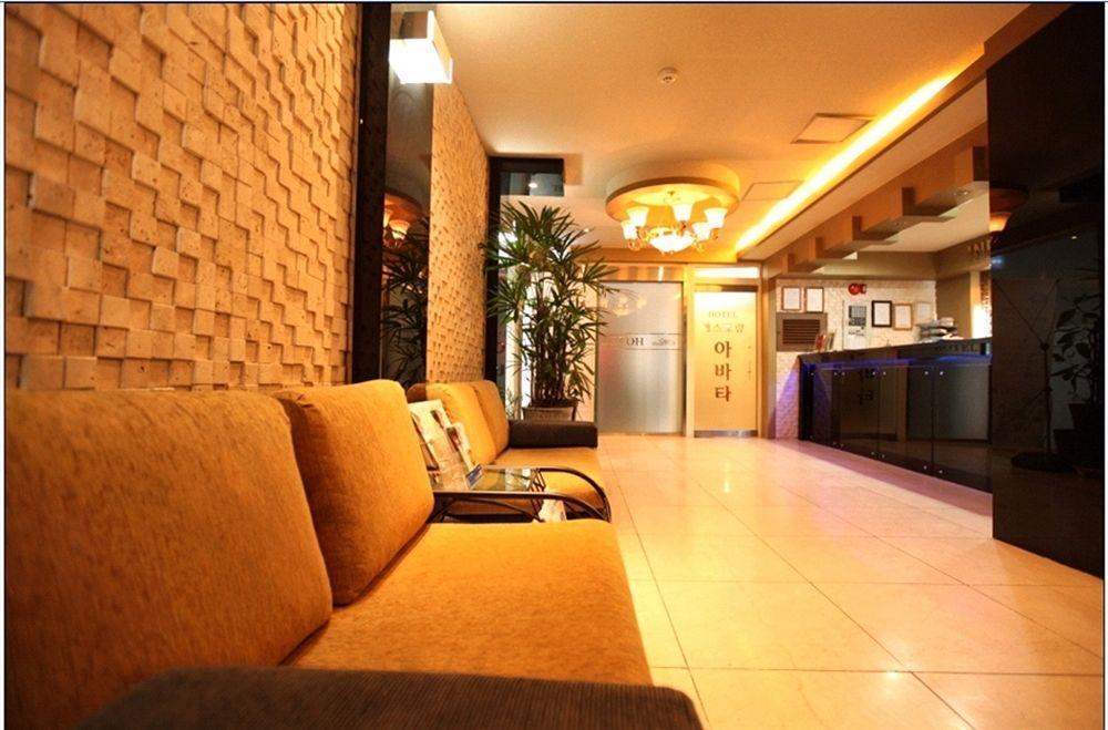 Abata Business Hotel โกยาง ภายนอก รูปภาพ