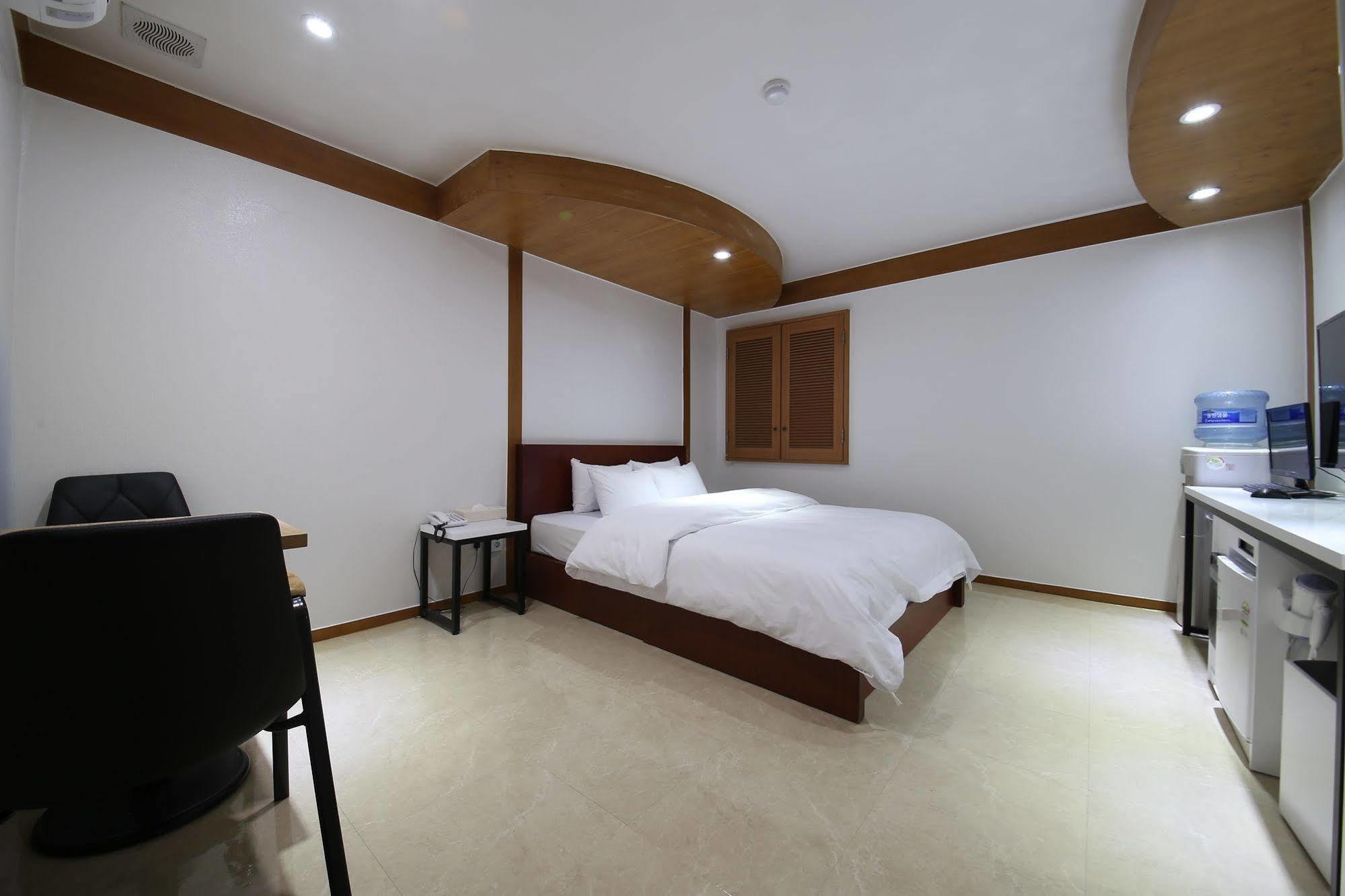 Abata Business Hotel โกยาง ภายนอก รูปภาพ
